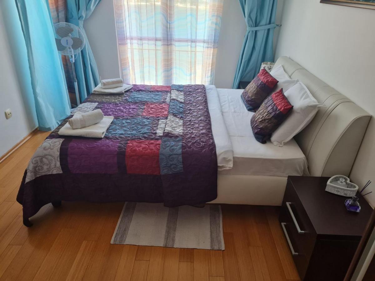 Wonderful 2 Bedroom With Beautiful Views In Vista * Kotor